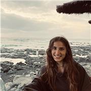 Studentessa di medicina con diploma di liceo scientifico. Offro ripetizioni a ragazzi delle scuole elementari e medie